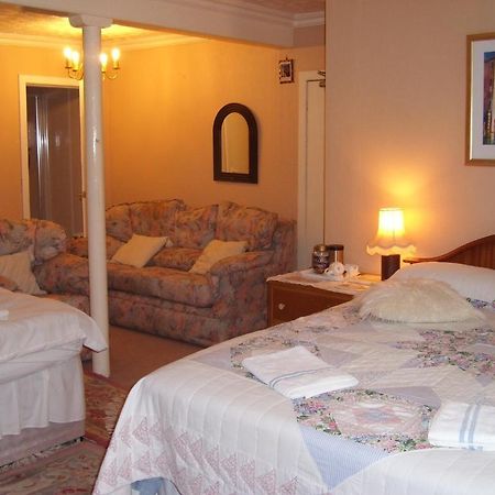 Roxburghe Guest House Kinross Bagian luar foto
