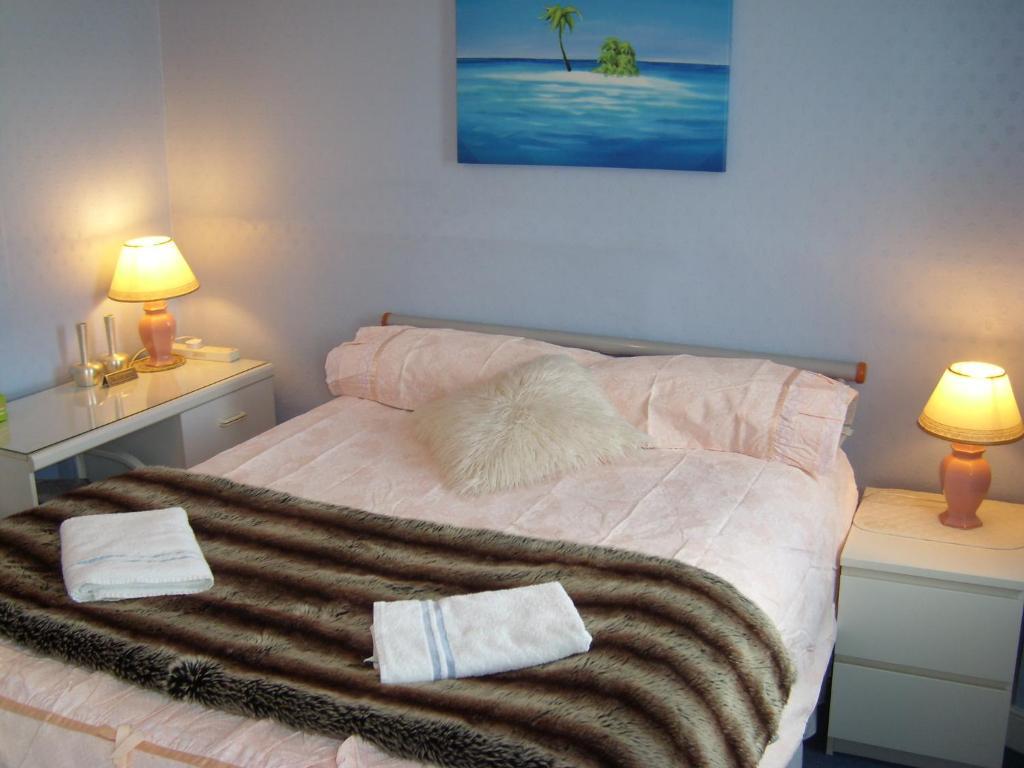 Roxburghe Guest House Kinross Bagian luar foto